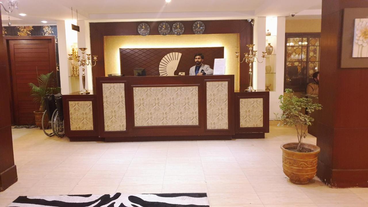 Hotel Grand Arena Rawalpindi Exteriör bild