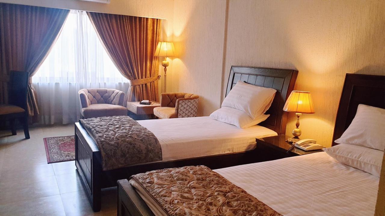 Hotel Grand Arena Rawalpindi Exteriör bild